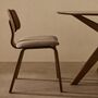 Kave_Home_Gena_Stuhl_mit_gepolestertem_Sitz_Nussbaum_Beige_Lifestyle_1