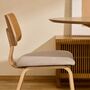 Kave_Home_Gena_Stuhl_mit_gepolestertem_Sitz_Eiche_Beige_Lifestyle