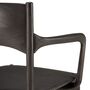 Ethnicraft_11575_PI_Stuhl_varnished_teak_Dark_Braun_mit_Armelehn_Details