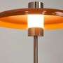Kave_Home_Tischlampe_Nuvira_Silber_Orange