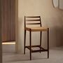 Kave_Home_Hocker_Analy_Beige_Nussbaum
