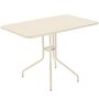 Fermob Tisch 'Pétale' Latte-Beige E8, B: 110 cm / T: 70 cm 