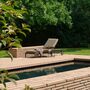 Ethnicraft_Beistelltisch_mit_Outdoor_tablett_Dark_Bronze_Lifestyle_30006