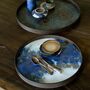 Ethnicraft Rundes Tablett Organic von Ehtnicraft Blue Mist