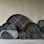 Ethnicraft Rundes Tablett Organic von Ehtnicraft Slate