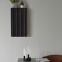 Hängeschrank Rib von Normann Copenhagen