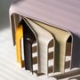 Gubi Beistelltisch T877 von Gubi Honey Gold